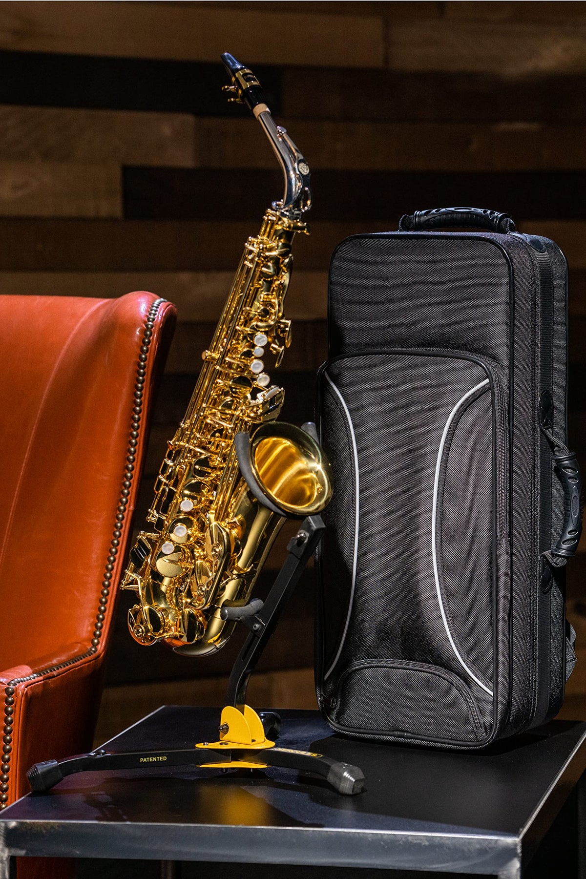 Alto/Tenor Saxophone Stand with Auto Grip L15638